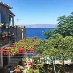 Ferienhaus Tolles In Ermioni Mit Garten- Terrasse Und Gemeinschaftlichem Pool By Interhome