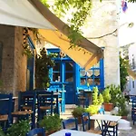 Tolles In Ermioni Mit Garten- Terrasse Und Gemeinschaftlichem Pool By Interhome Vakantiehuis Thermisía