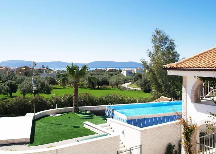 Nyaraló Tolles In Ermioni Mit Garten- Terrasse Und Gemeinschaftlichem Pool By Interhome *