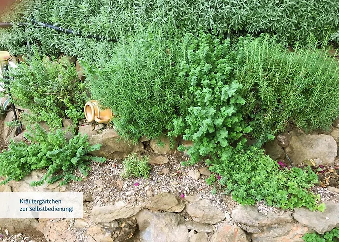 Tolles In Ermioni Mit Garten- Terrasse Und Gemeinschaftlichem Pool By Interhome * Thermiszía