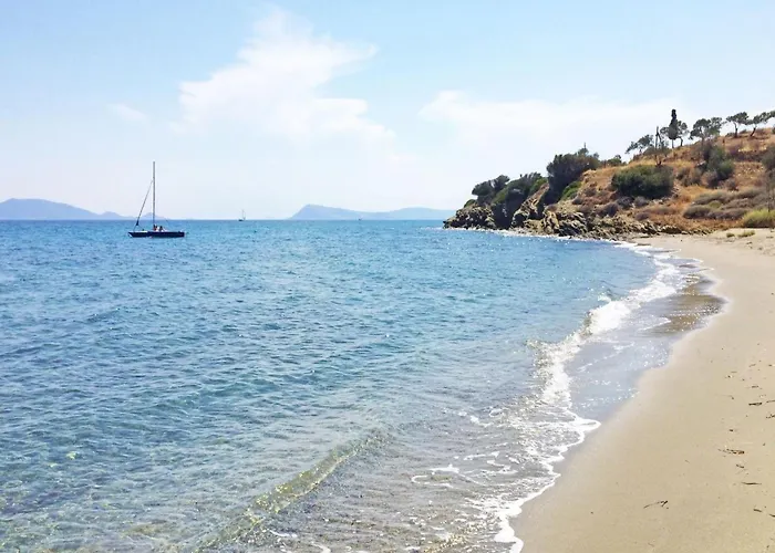 Tolles In Ermioni Mit Garten- Terrasse Und Gemeinschaftlichem Pool By Interhome Nyaraló Thermiszía